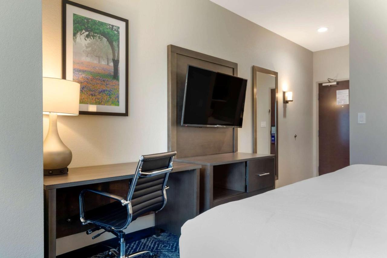 Comfort Inn & Suites Balch Springs - Se Dallas Dış mekan fotoğraf