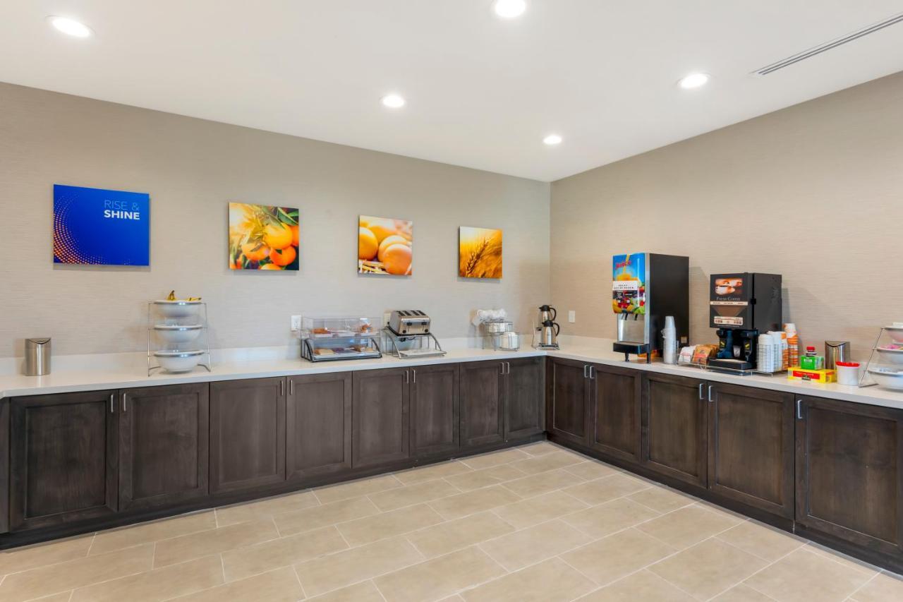 Comfort Inn & Suites Balch Springs - Se Dallas Dış mekan fotoğraf