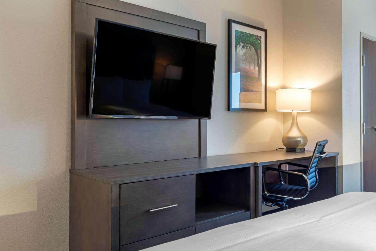 Comfort Inn & Suites Balch Springs - Se Dallas Dış mekan fotoğraf