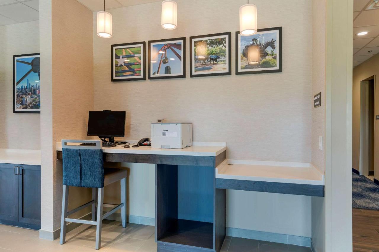 Comfort Inn & Suites Balch Springs - Se Dallas Dış mekan fotoğraf